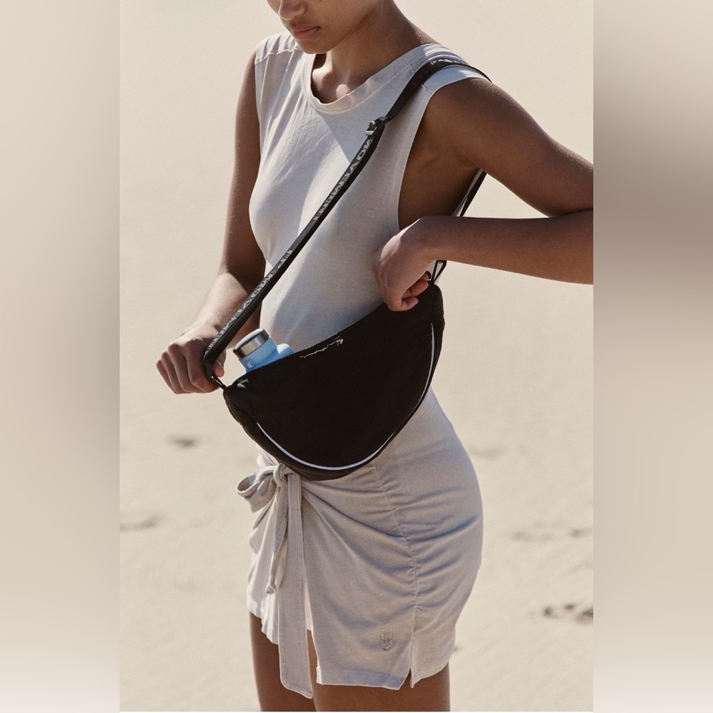 ▪️NWT Free People Bulls Eye Sling Bag